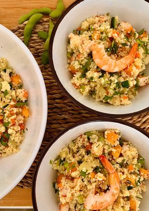 Foto principal de Tabulé de langostinos con nísperos y edamame