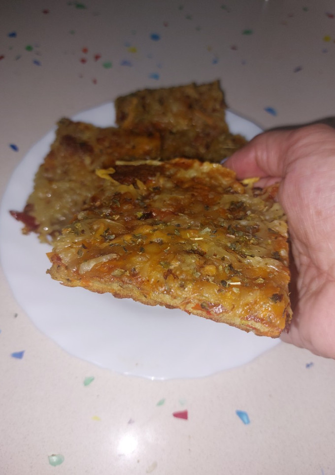 Una foto de Pizza verduras sin tomate
