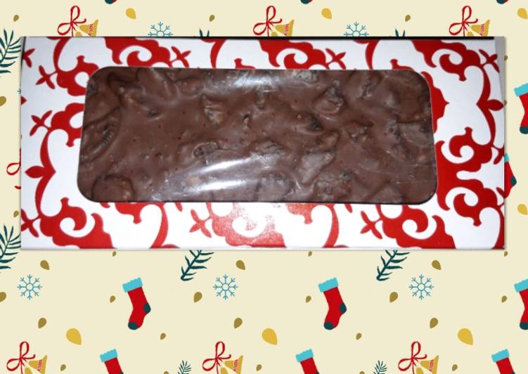 Turrón oreo de chocolate con leche