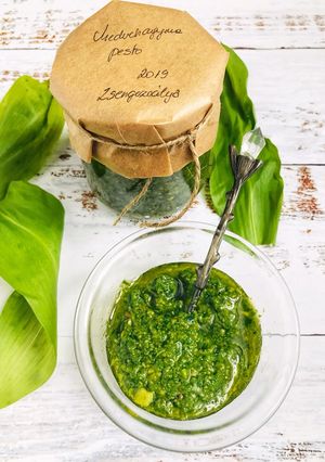 Medvehagyma pesto recept fotója