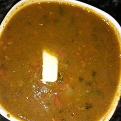 A picture of Spinach carrot soup cum veggie.