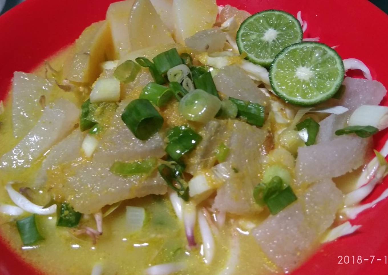 Soto kikil santan