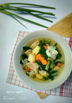 Foto resep Sup Bakso Daun Kelor