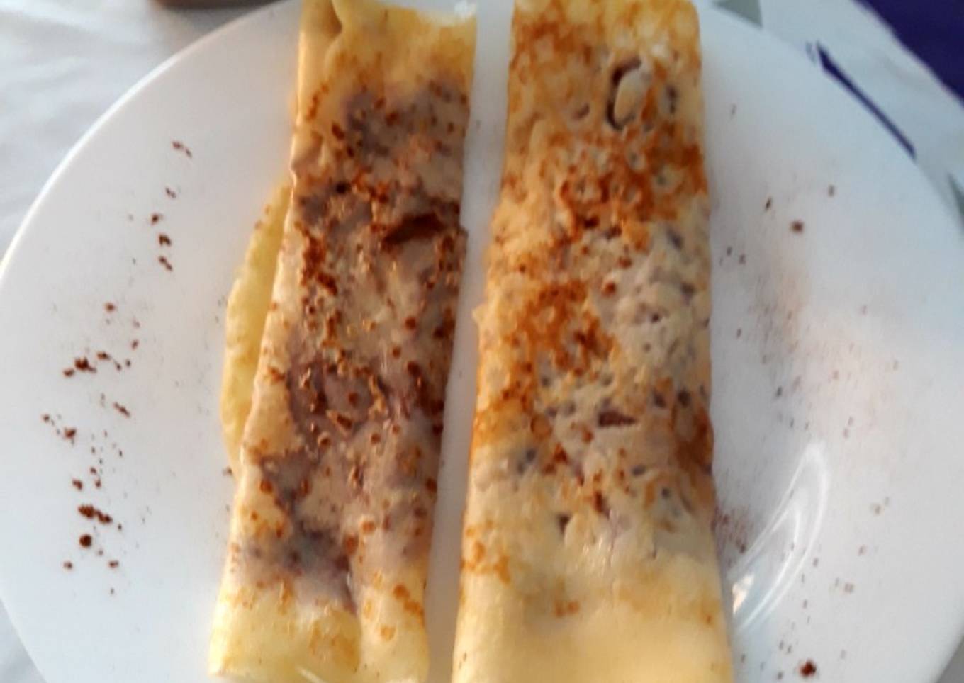 Crepes con nocilla y canela