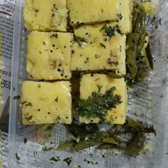 A picture of Dhokla.