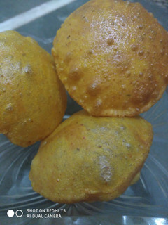 A picture of Masala puri.