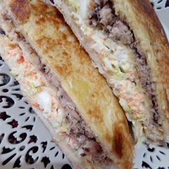 A picture of Simple sandwich.