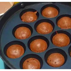 A picture of Mini Chocolate Semolina Cake.
