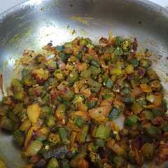 A picture of भिंडी फ्राई(bhindi fry recipe in hindi).