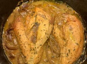 https://img-global.cpcdn.com/recipes/3cfdfed646dcb55a/300x220cq70/pollo-al-curry-en-la-crockpot-foto-principal.jpg