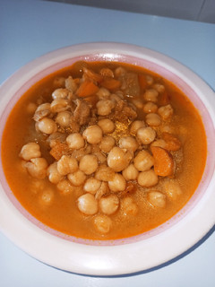 Una foto de Garbanzos con bacalao