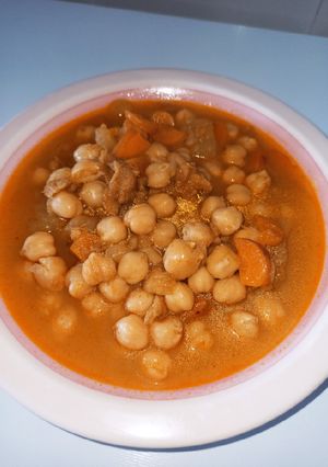 Una foto de Garbanzos con bacalao