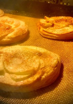 Une photo de Tartelettes fines à la pomme