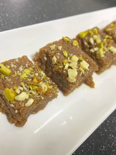 Thinai Cashew Choco Burfi செய்முறை முக்கிய புகைப்படம்