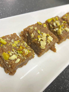 Thinai Cashew Choco Burfi செய்முறை முக்கிய புகைப்படம்