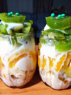 عکسی از دستور سالاد میوه با بستنی🍨