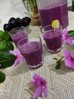 जामुन शर्बत(jamun shaarbat recipe in hindi) रेसिपी मुख्य फोटो