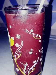 A picture of Grape juice.