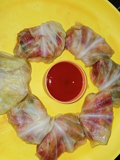 A picture of Steamed minced meat Cabbage Rolls.