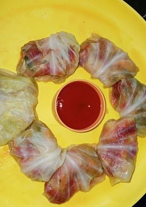 A picture of Steamed minced meat Cabbage Rolls.