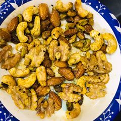 A picture of Microwaved roasted spicy nuts.