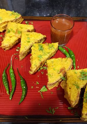 A picture of Pav Bhaji Bread Pakoda.