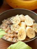 💚 Porridge aux flocons d’avoine, banane en topping