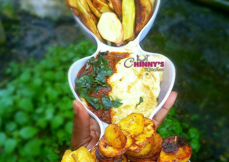 Steps to Prepare Ultimate Fried plantain,potato chips,fried egg and tomatoes sauce