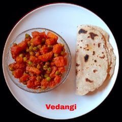 A picture of Gajar Mattar Ki Sabji.