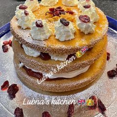 A picture of Classic Victoria Sponge Cake: 🎉👑🇬🇧🎂 Queen’s Platinum Jubilee celebrations: 🎉👑🇬🇧.