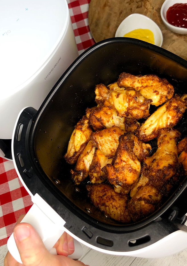 Una foto de Alitas de pollo en freidora de aire Cecofry