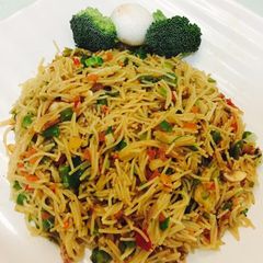 A picture of Veg vermicilli.