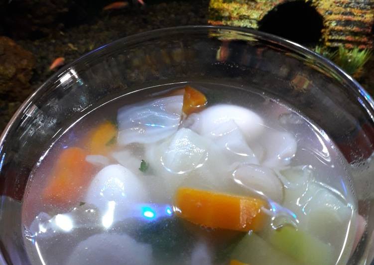 Sop bakso telur puyuh Sop bakso telur puyuh