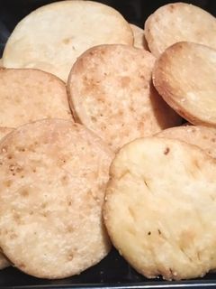 मीठी टिक्की(meethi tikki recipe in hindi) रेसिपी मुख्य फोटो