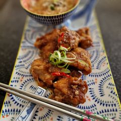 A picture of 3 Cup Chicken.