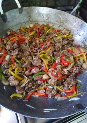 صورة لوصفة صاجية اللحمة على الغاز بطعم الفحم