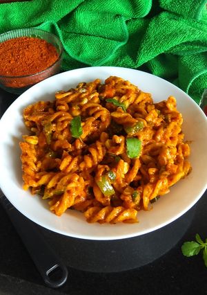 पेरी पेरी क्रीमी सॉस पास्ता रेसिपी मुख्य फोटो