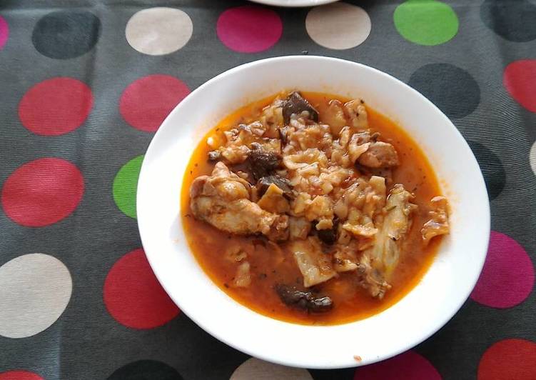 Gazpacho de pollo y Conejo con rebollones