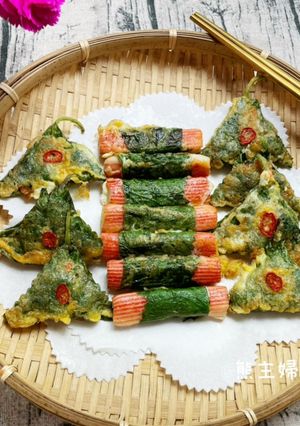 韓式芝麻葉煎餅（蝦仁/蟹肉棒） 的食譜成品照片