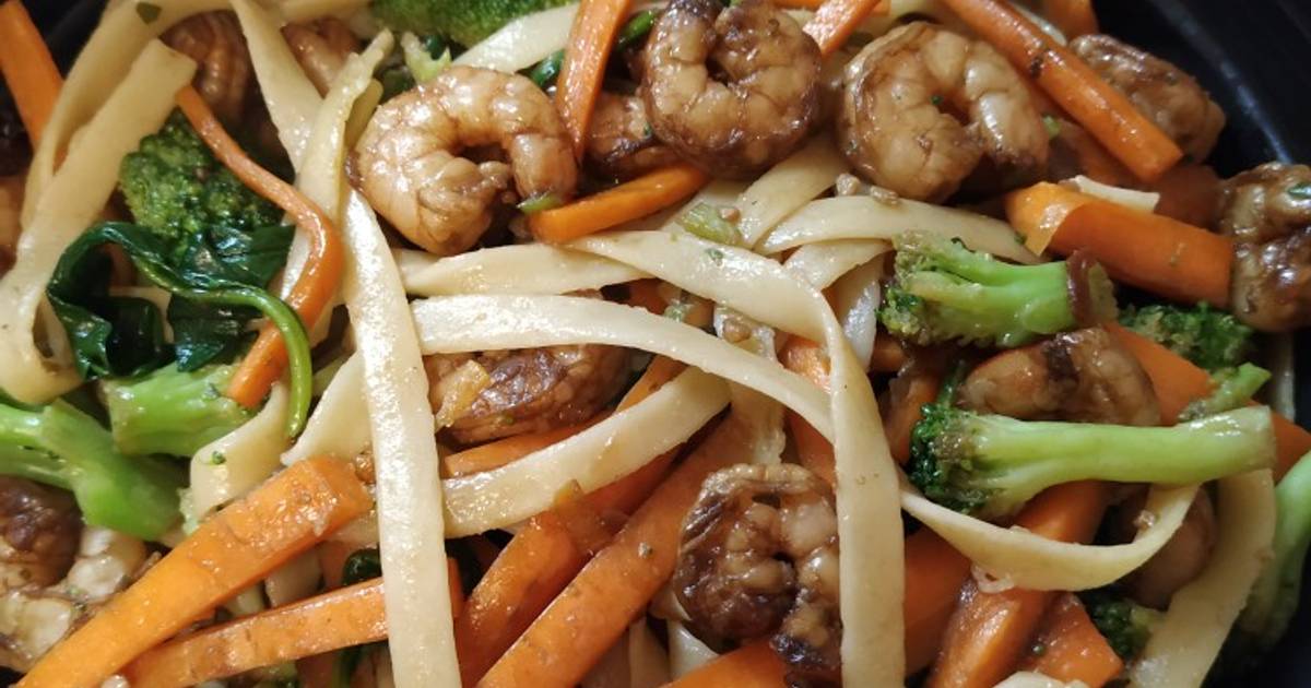 Thai Linguine Stir Fry Recipe by George Clark - Cookpad