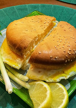عکسی از دستور صبحانه ساده و خوشمزه🍳