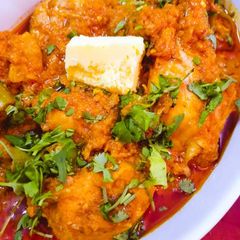 A picture of Butter Chicken.