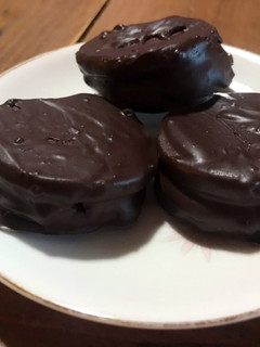 Una foto de Alfajores chocolate tipo Havana