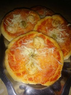 صورة لوصفة ميني بيتزا 🍕🍕