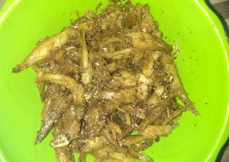 Teri goreng renyah