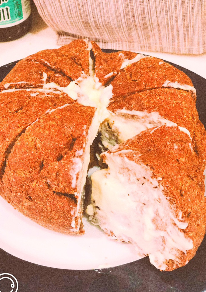 A picture of Keto Korean-Style Cream Cheese Frosting Flower Bread.