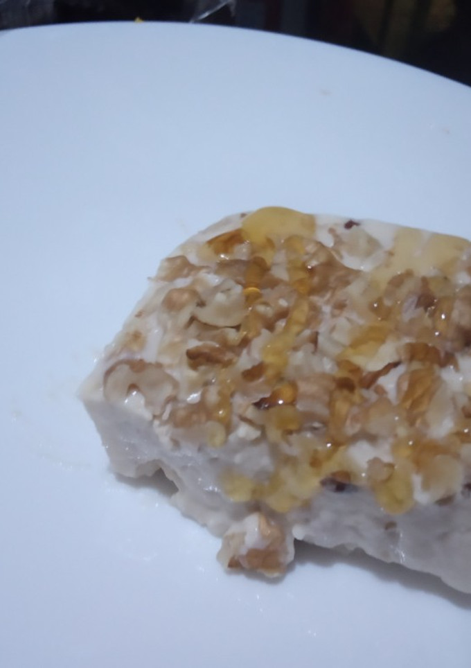 Una foto de Cuajada de miel y nueces