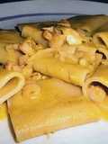 Paccheri con Pesto Fiore di Zucchine e Gamberetti