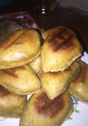 A picture of Baked mini meatpie.