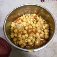 A picture of Boondi ki Sabzi.